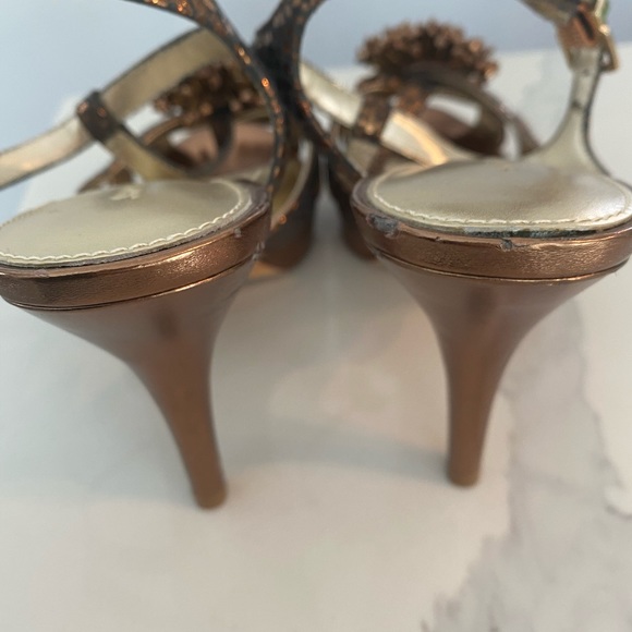 Antonio Melani Bronze embellished heels size 8 - Picture 7 of 11